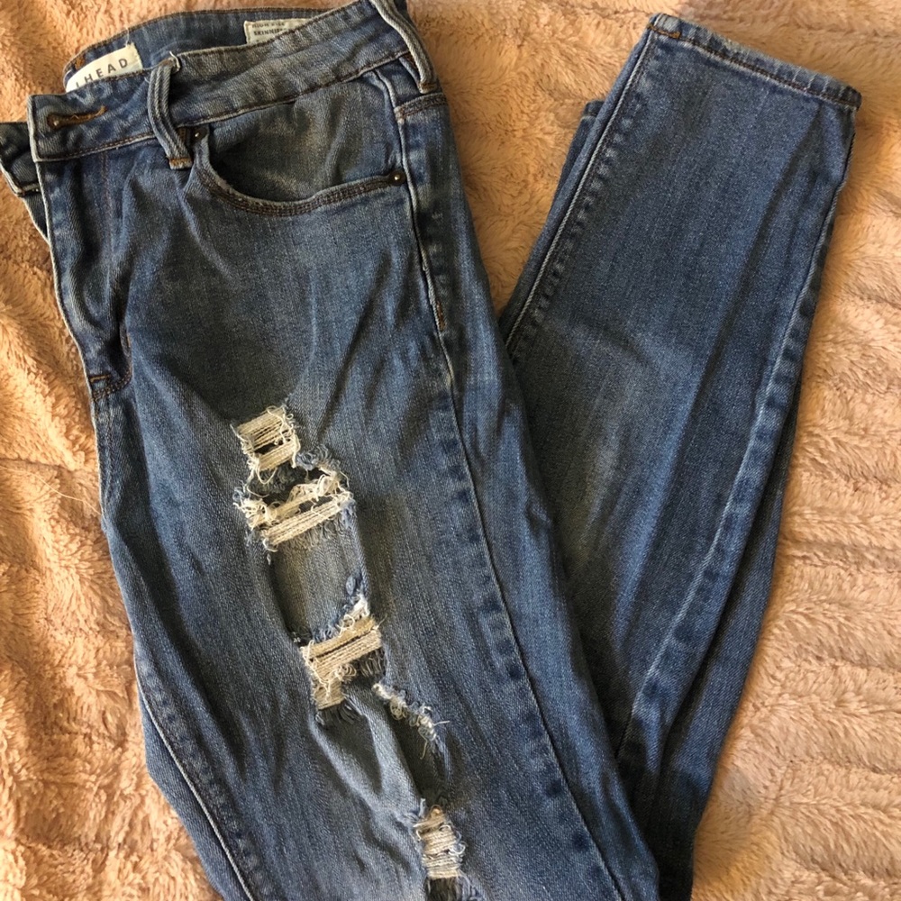 Bullhead distressed jeans